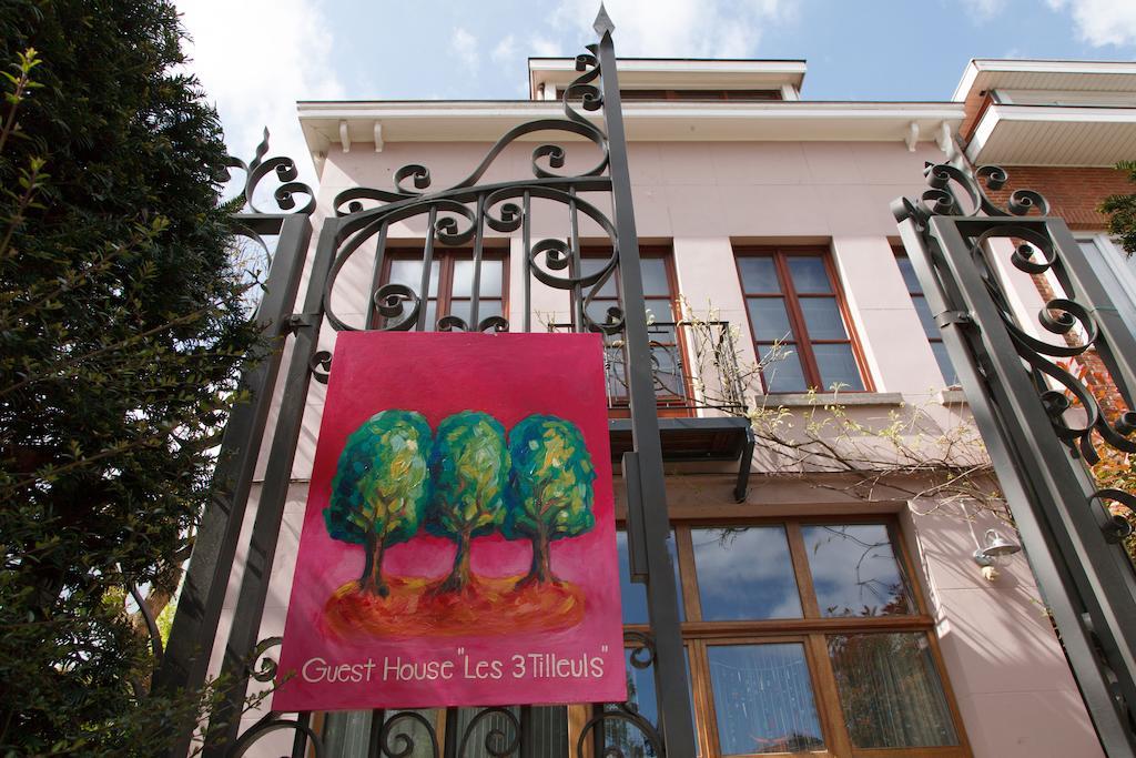 Auderghem Guest House Les 3 Tilleuls מראה חיצוני תמונה